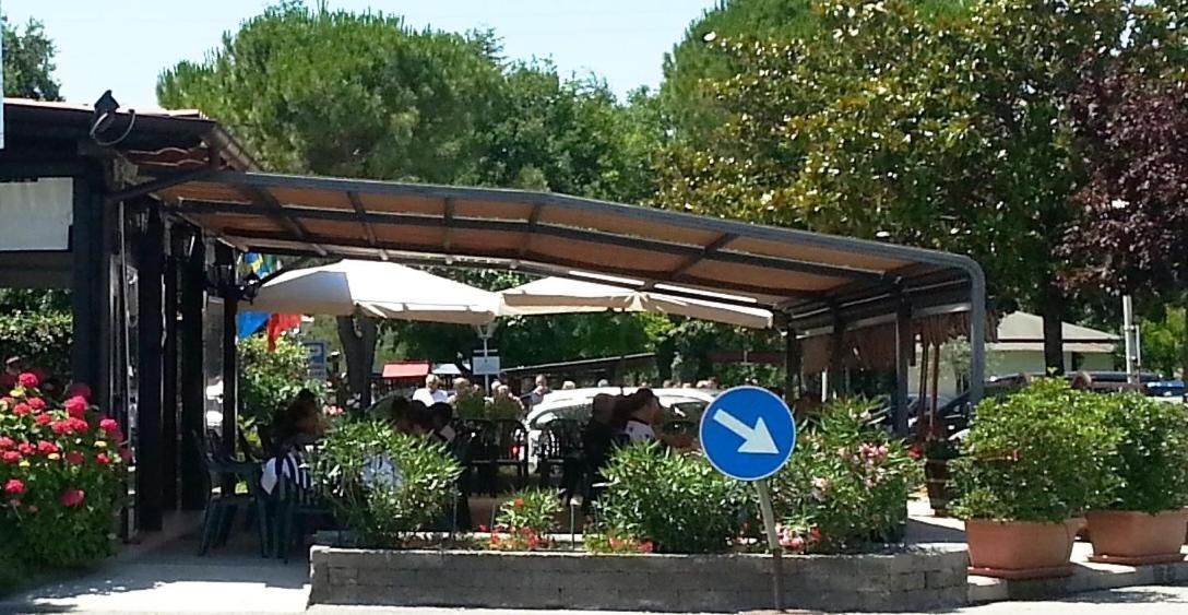 Dogana Vecchia - Hotel & Residence B&B Ristorante & Pizzeria Trivignano Udinese Exterior photo